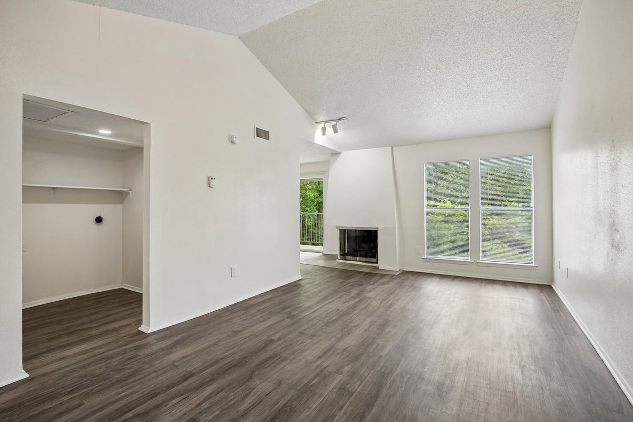 Tealwood Apartment Homes - Photo 7 of 21