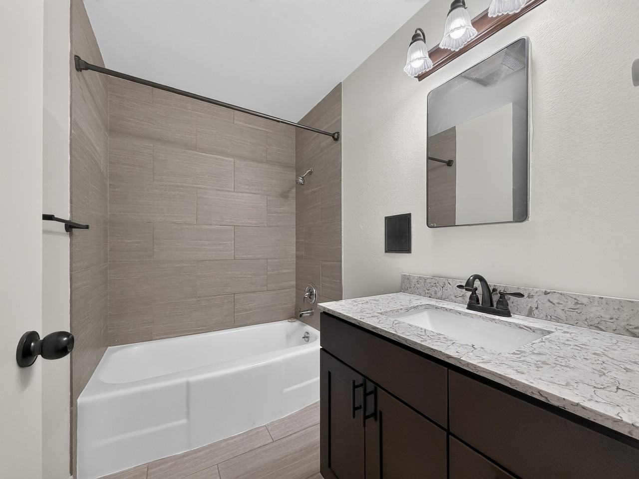 3217 Norton AveUnit 3 #3 - Photo 7 of 21
