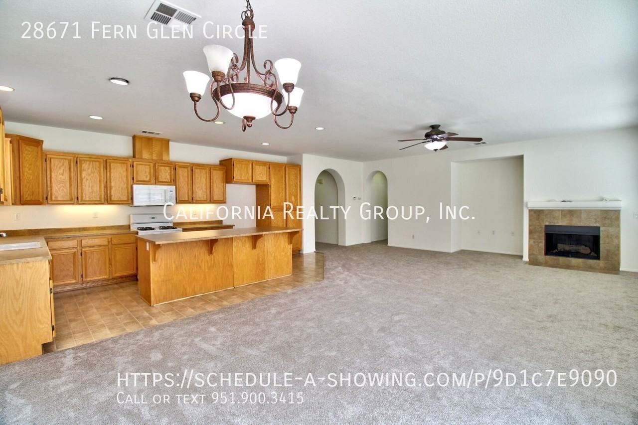 28671 Fern Glen Cir - Photo 7 of 34