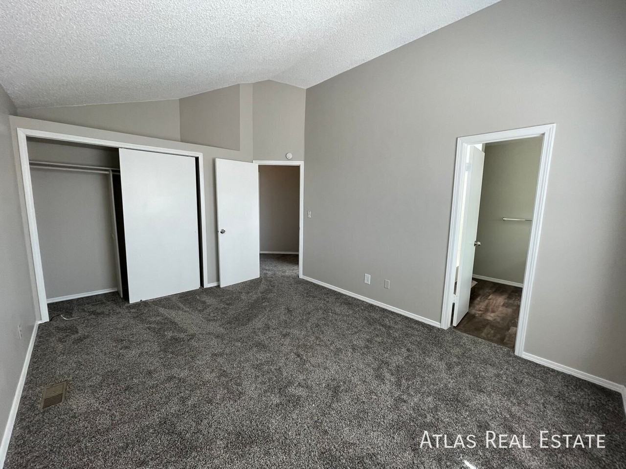 6658 Chantilly Pl - Photo 7 of 22