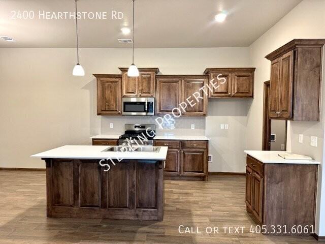 2400 Hearthstone Rd - Photo 5 of 30