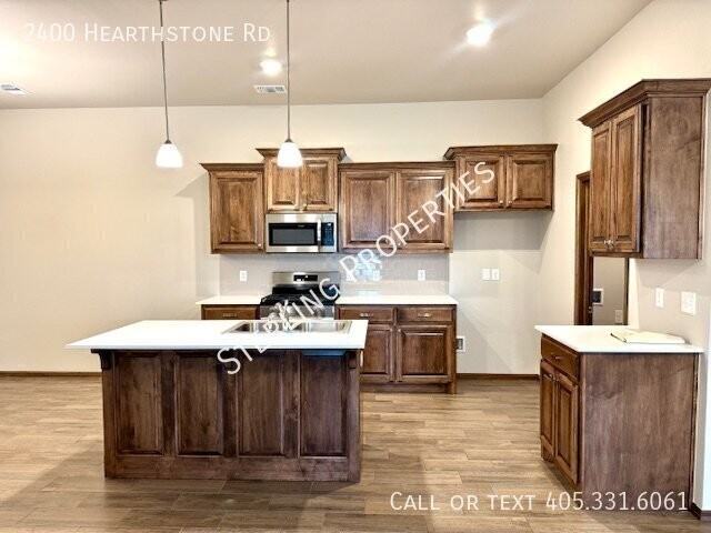 2400 Hearthstone Rd - Photo 6 of 30