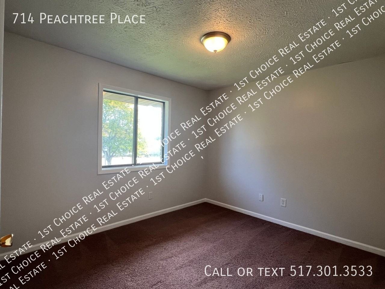 714 Peachtree Pl - Photo 7 of 16