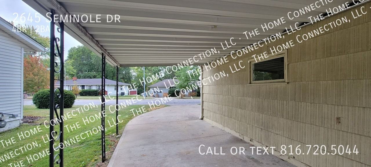 2645 Seminole Dr - Photo 3 of 27