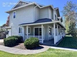 featured image of 2427 Redwood Ave #2427