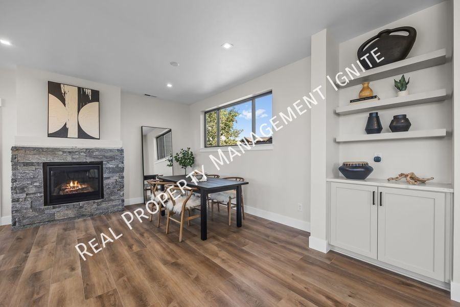 2488 Nw Awbrey Rd #2 - Photo 4 of 18