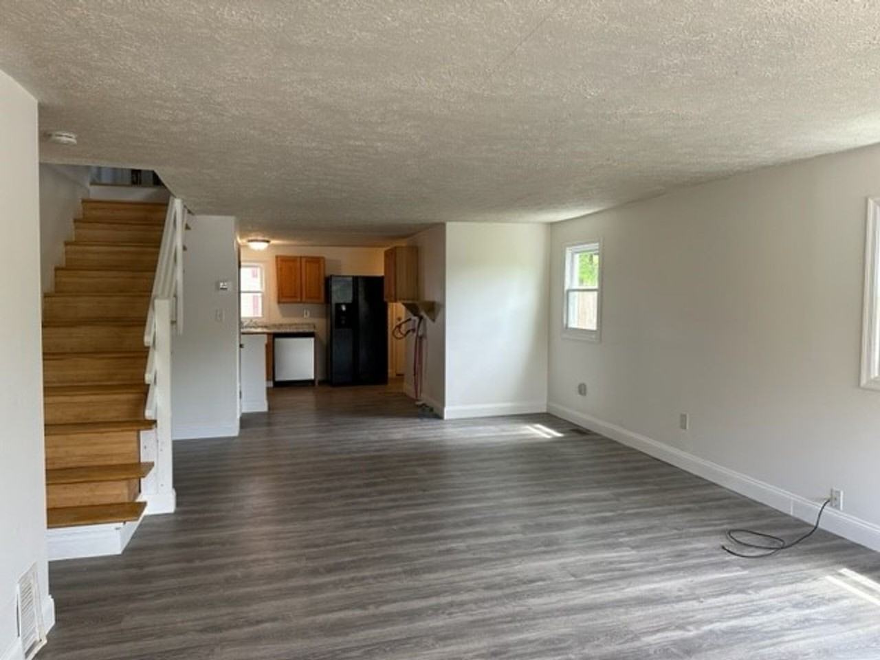 201 N Duke St - Photo 2 of 15