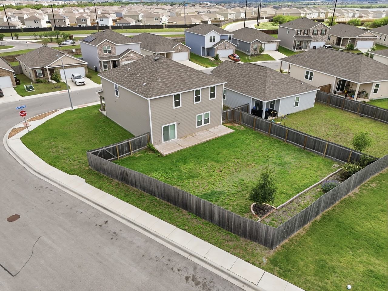 Falcon Meadow Dr #1 - Photo 7 of 25