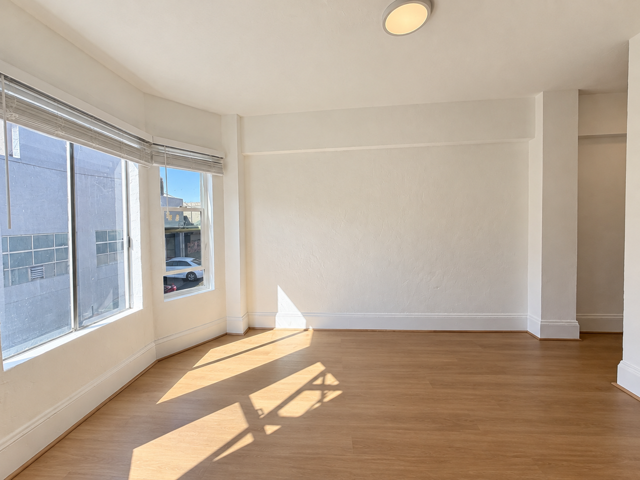 929 Ofarrell St #5 - Photo 3 of 7