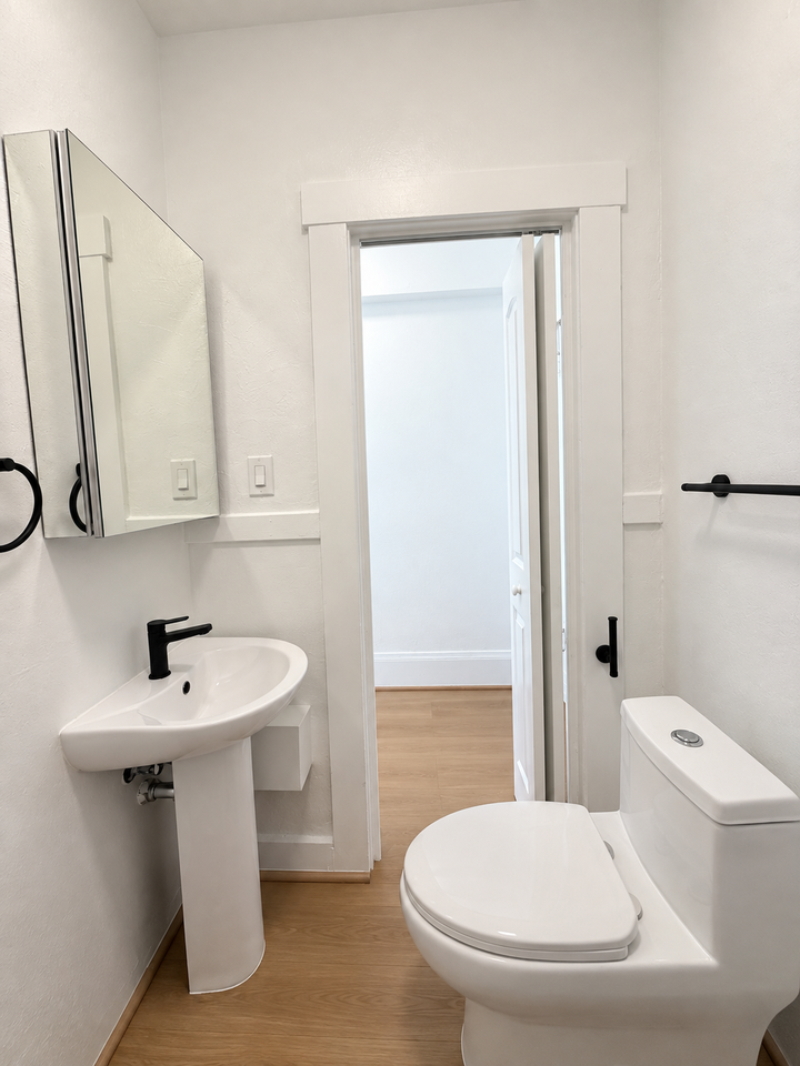 929 Ofarrell St #5 - Photo 6 of 7