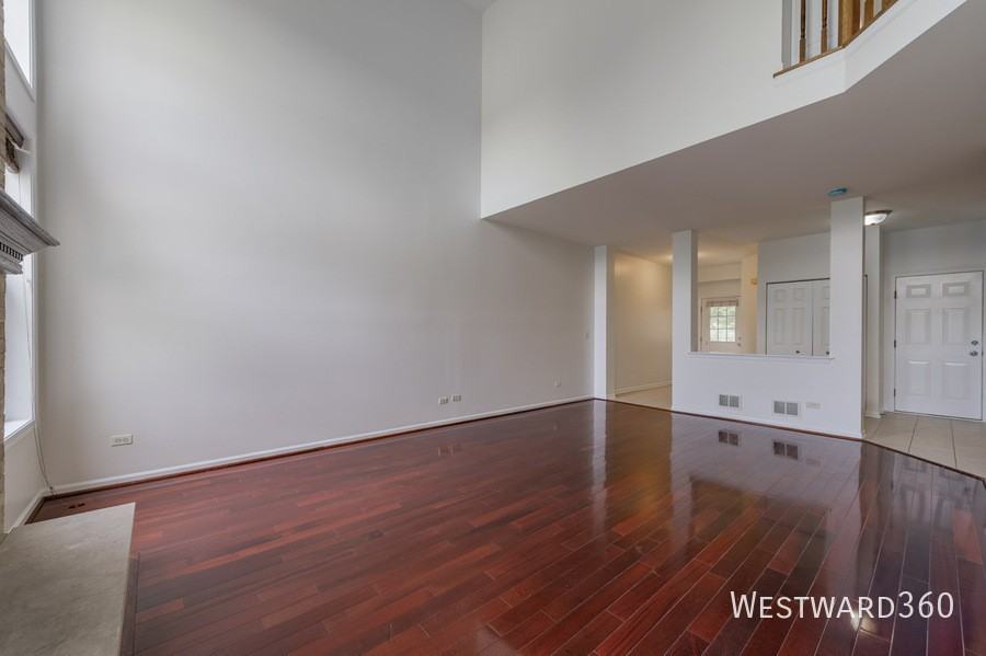 1226 Bradley Cir - Photo 6 of 39