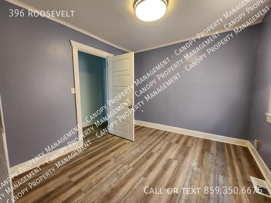396 Roosevelt Blvd - Photo 2 of 24