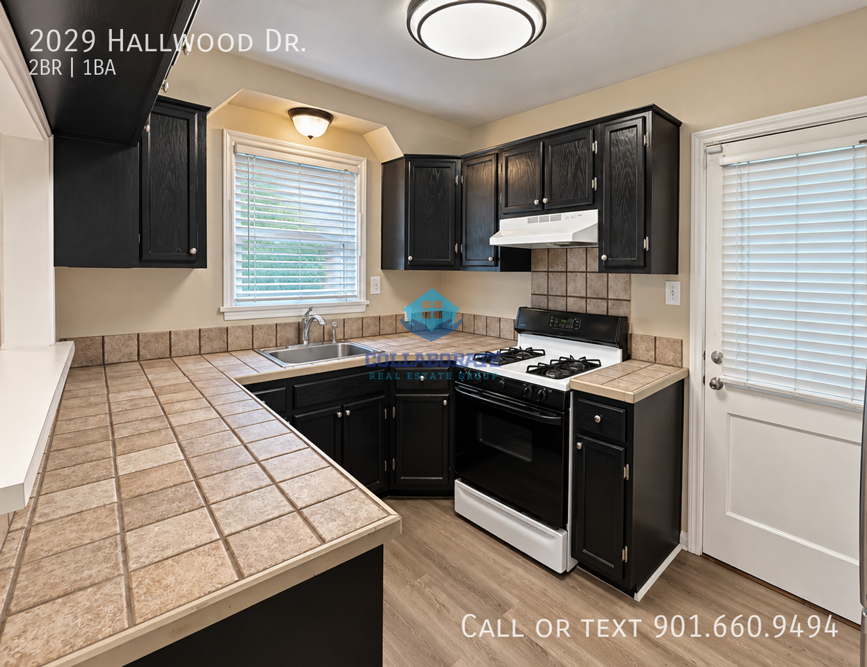 2029 Hallwood Dr - Photo 4 of 15