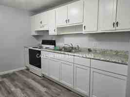 featured image of 1111 N Elm St #K