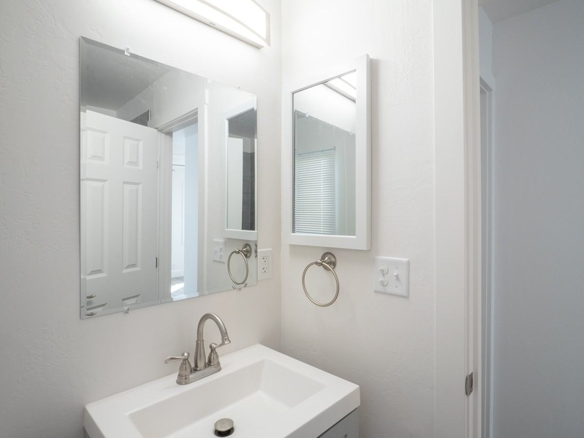 409 S 1st St #417 - Photo 6 of 12