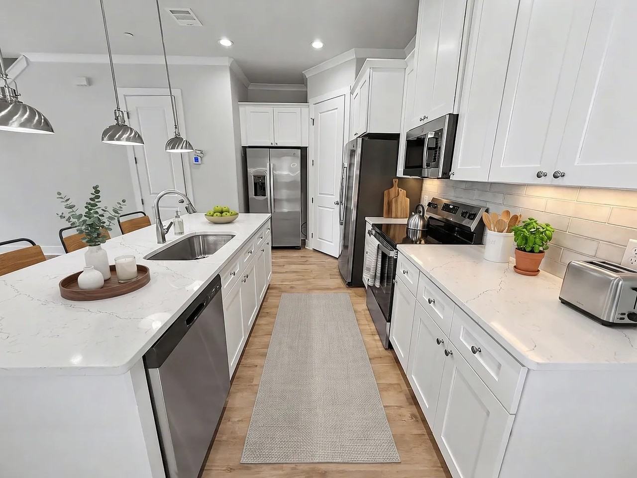 202 Park Pl #1 - Photo 5 of 33
