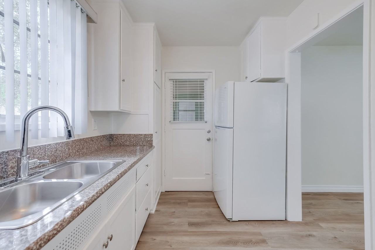 4078 S Muirfield Rd #4078C - Photo 5 of 17