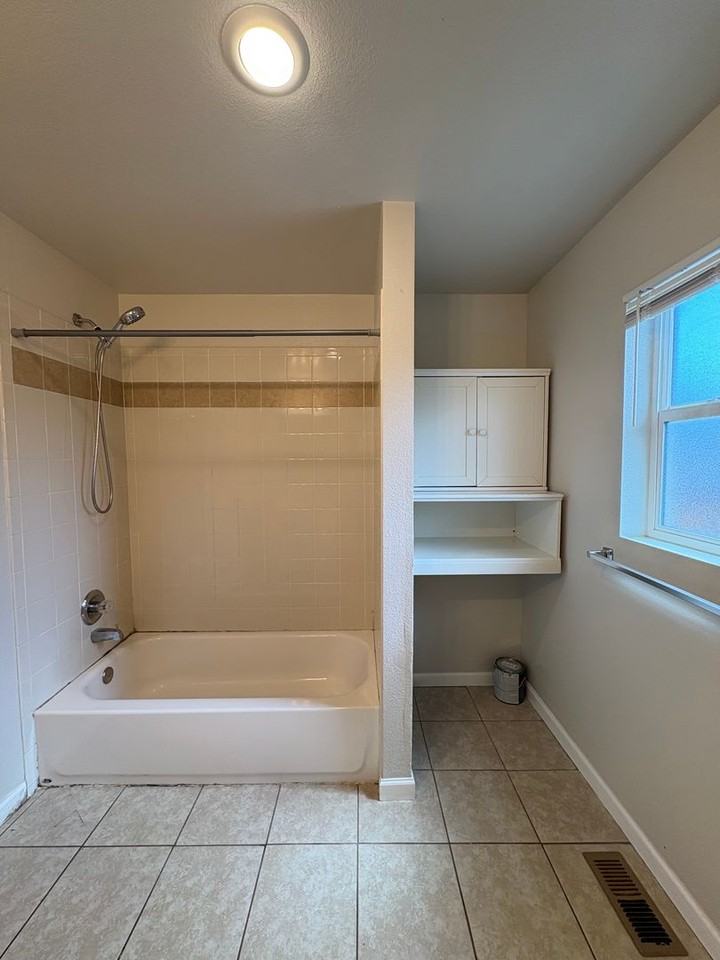 3230 W 55th Pl #02 - Photo 6 of 17
