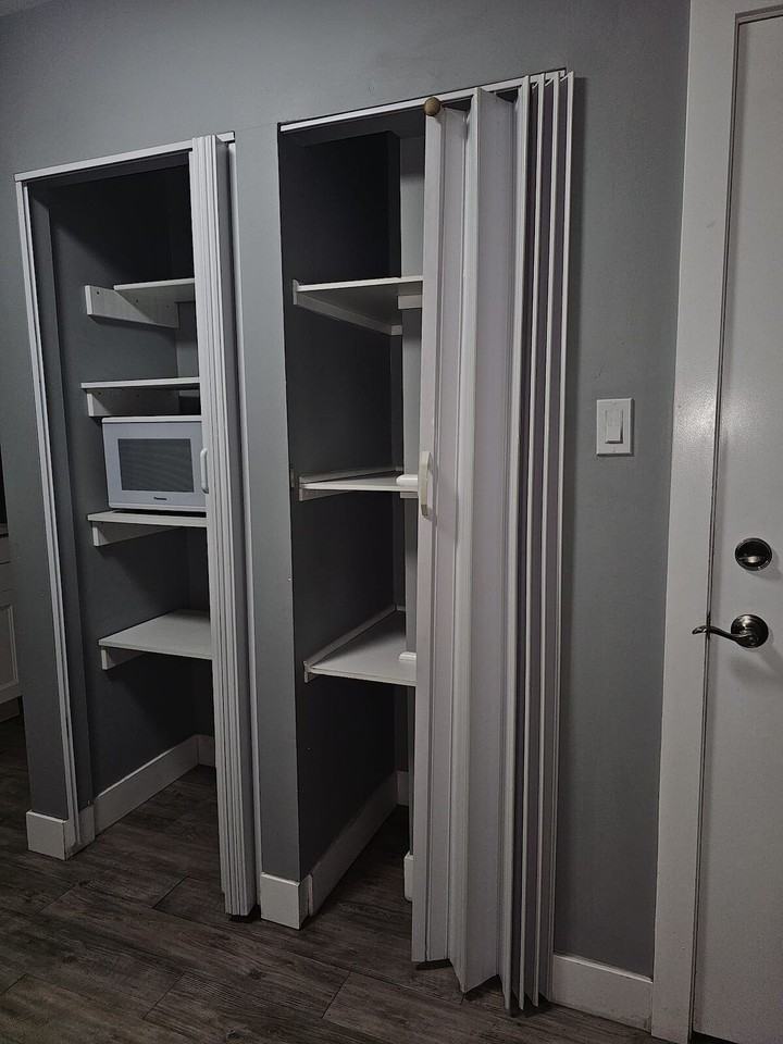 1903 24 Ave Nw - Photo 5 of 15