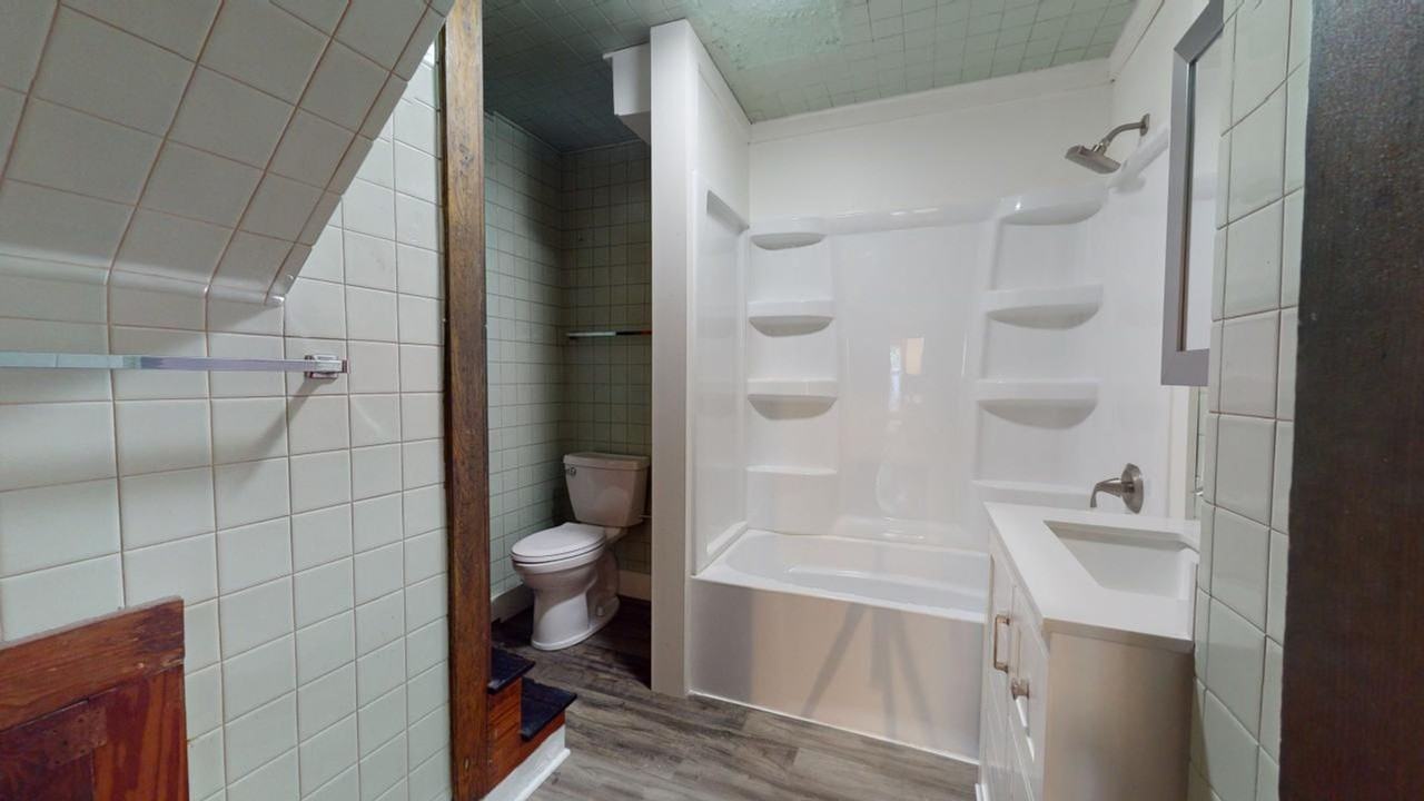 163 E Maynard Ave - Photo 7 of 21