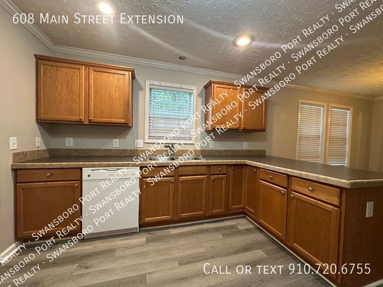 608 Main Street Ext - Photo 7 of 21