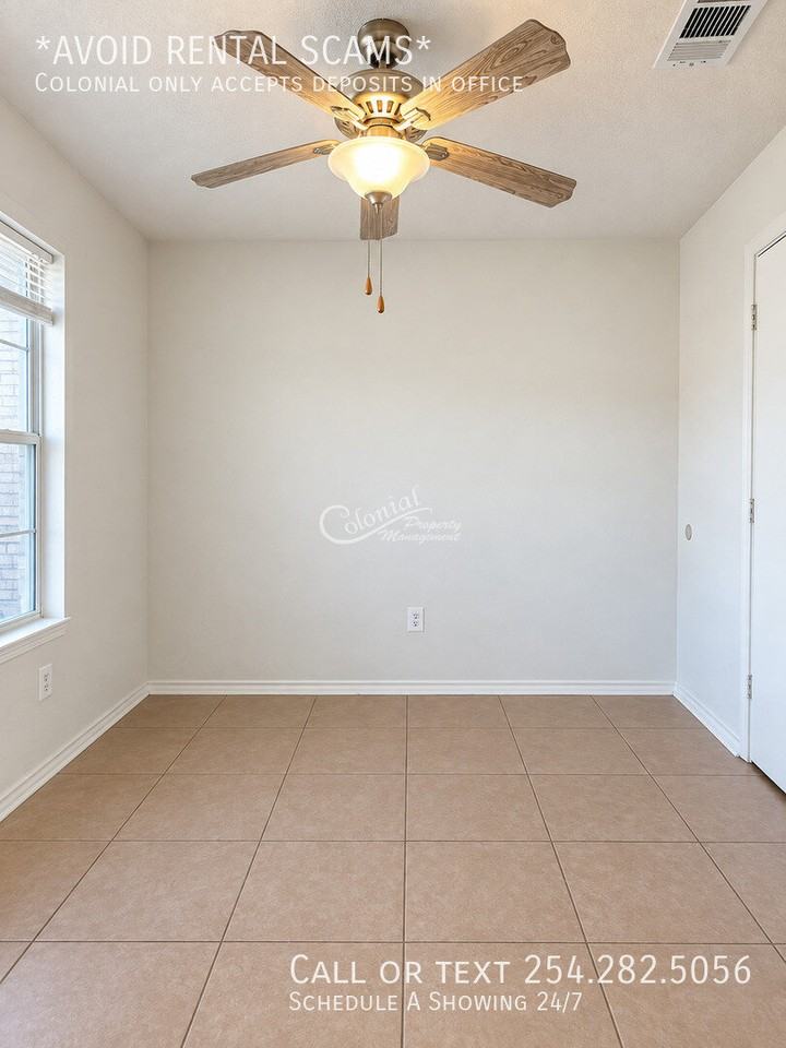 2302 Gallop Dr - Photo 5 of 15