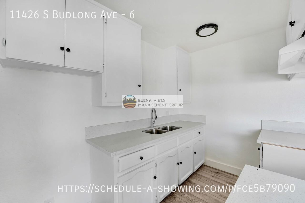 11426 S Budlong Ave #6 - Photo 4 of 10
