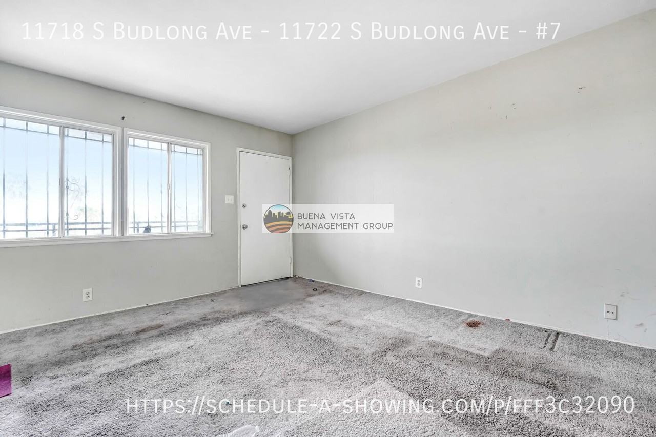 11718 S Budlong Ave - 11722 S Budlong Ave #7 - Photo 2 of 6