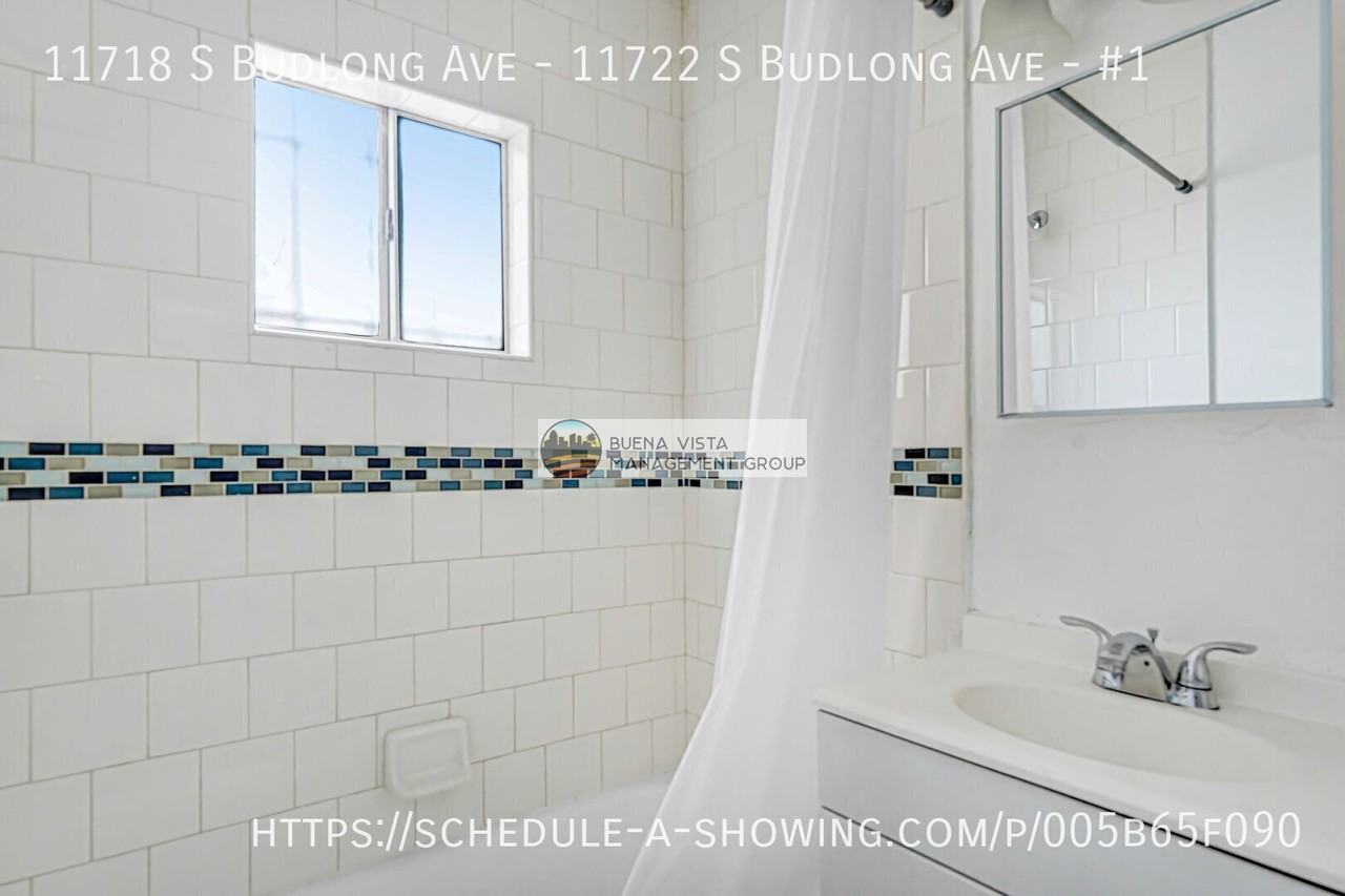 11718 S Budlong Ave - 11722 S Budlong Ave #1 - Photo 7 of 7