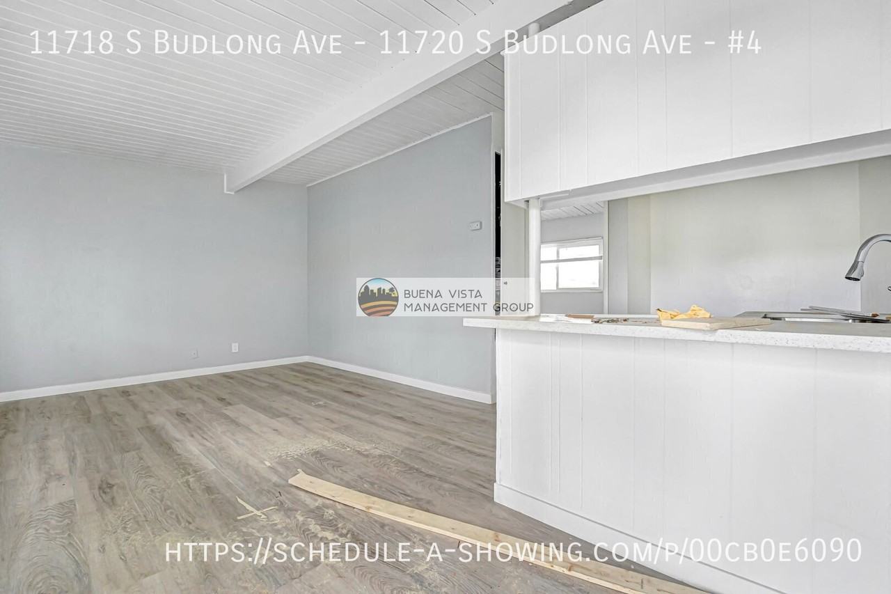 11718 S Budlong Ave - 11720 S Budlong Ave #4 - Photo 2 of 7