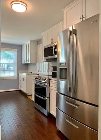6372 Woodland Ridge Ct - Photo 3 of 7
