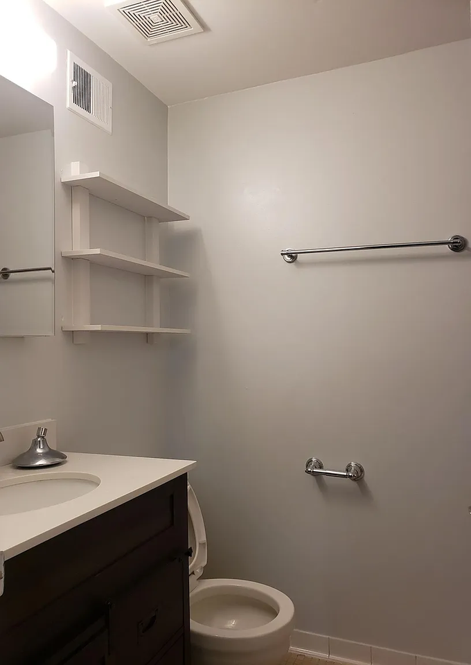 6372 Woodland Ridge Ct - Photo 7 of 7