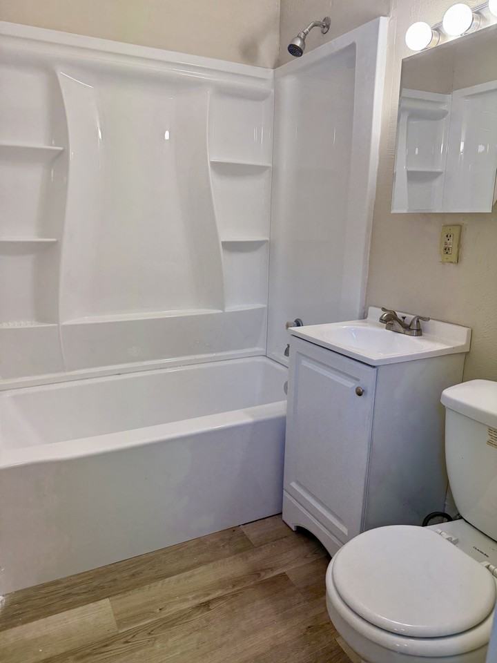 920 Kumler Ave #NA - Photo 6 of 14