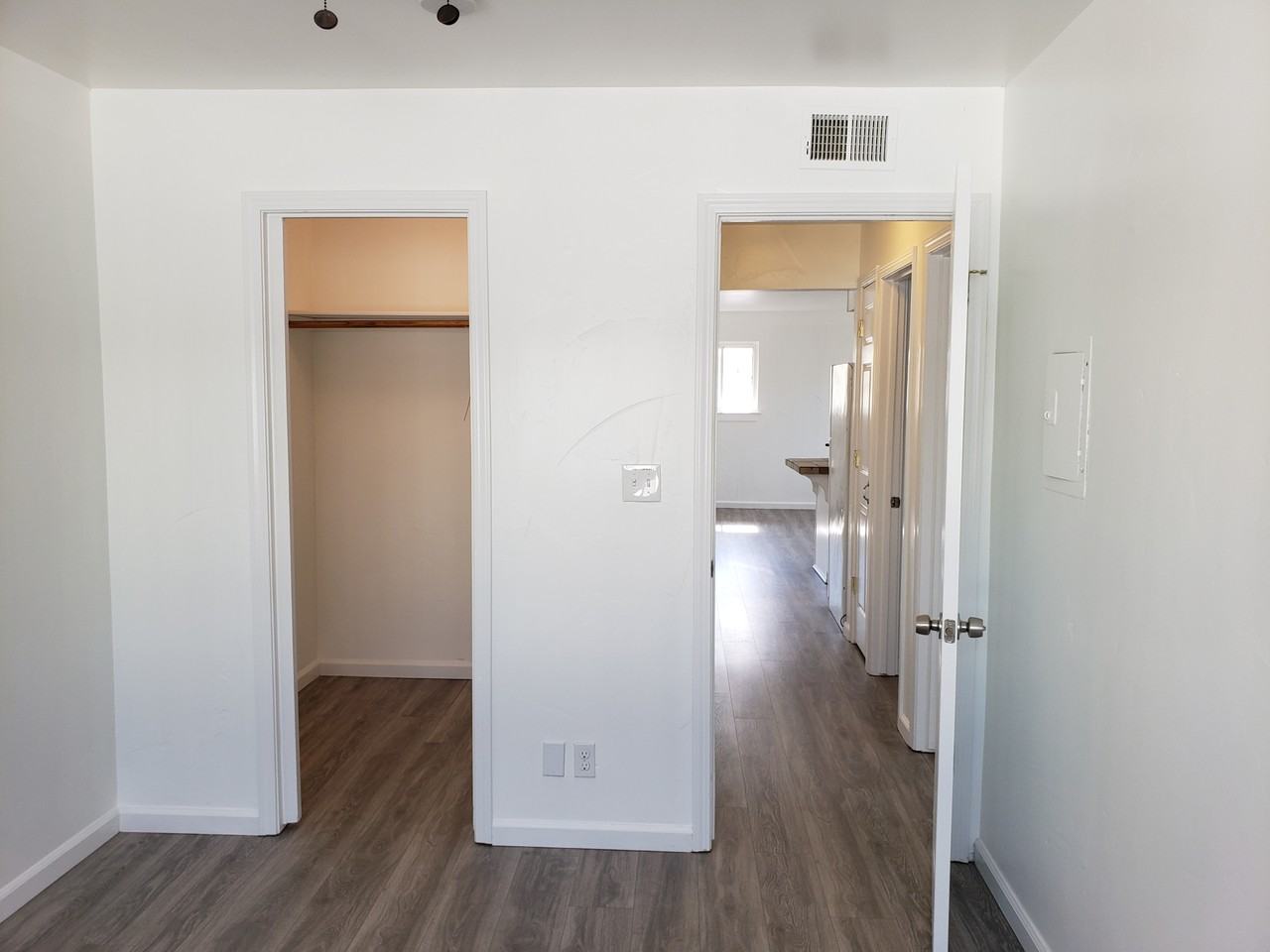 3743 Park Dr #4 - Photo 4 of 17