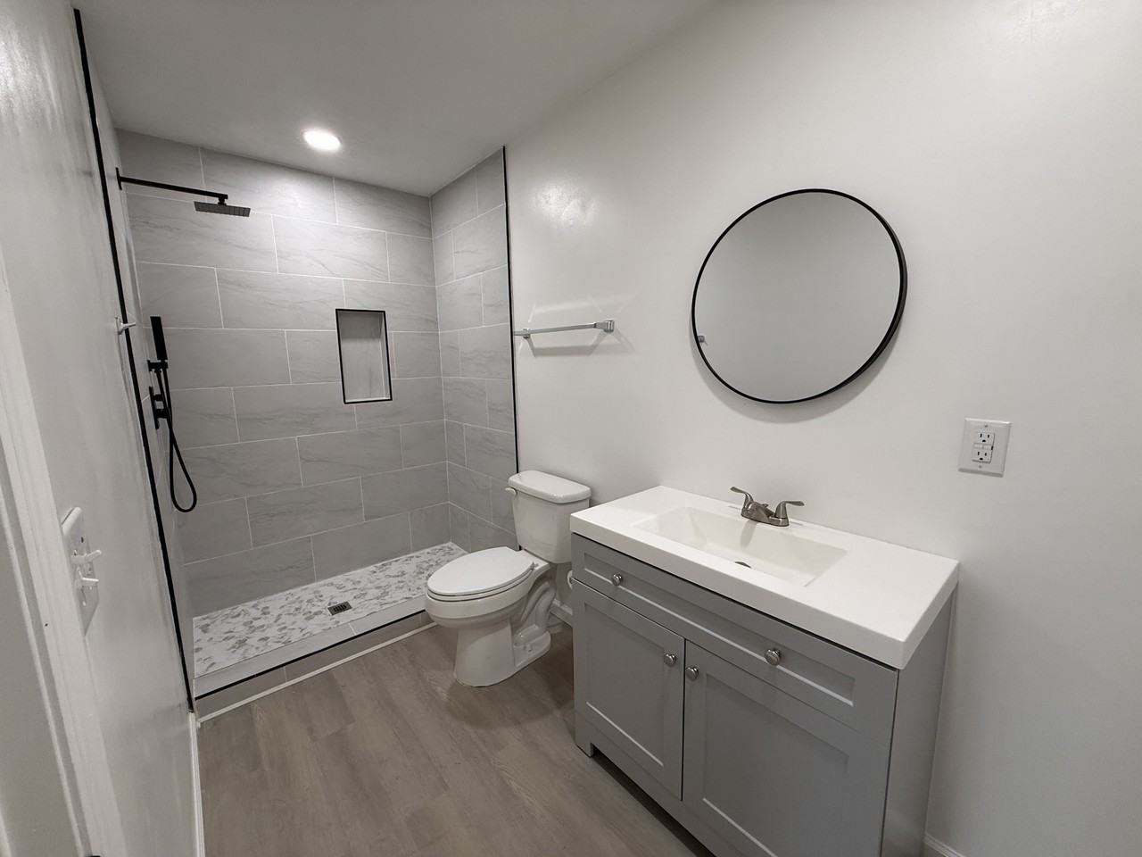 49 Alexander Dr #NA - Photo 4 of 11