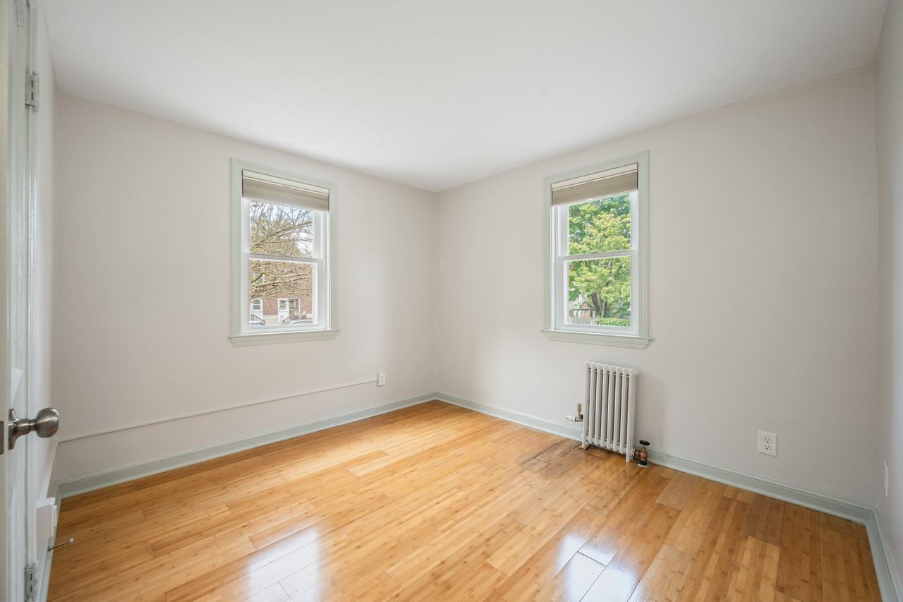 23 Newman Rd #1 - Photo 5 of 9