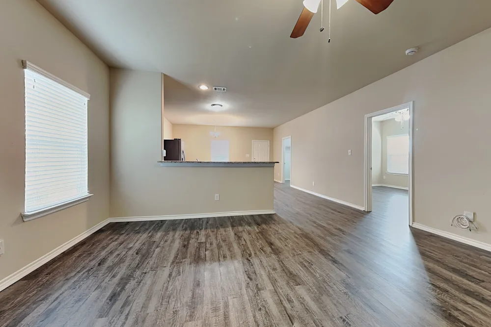 1831 Wickham Dr #NA - Photo 3 of 8