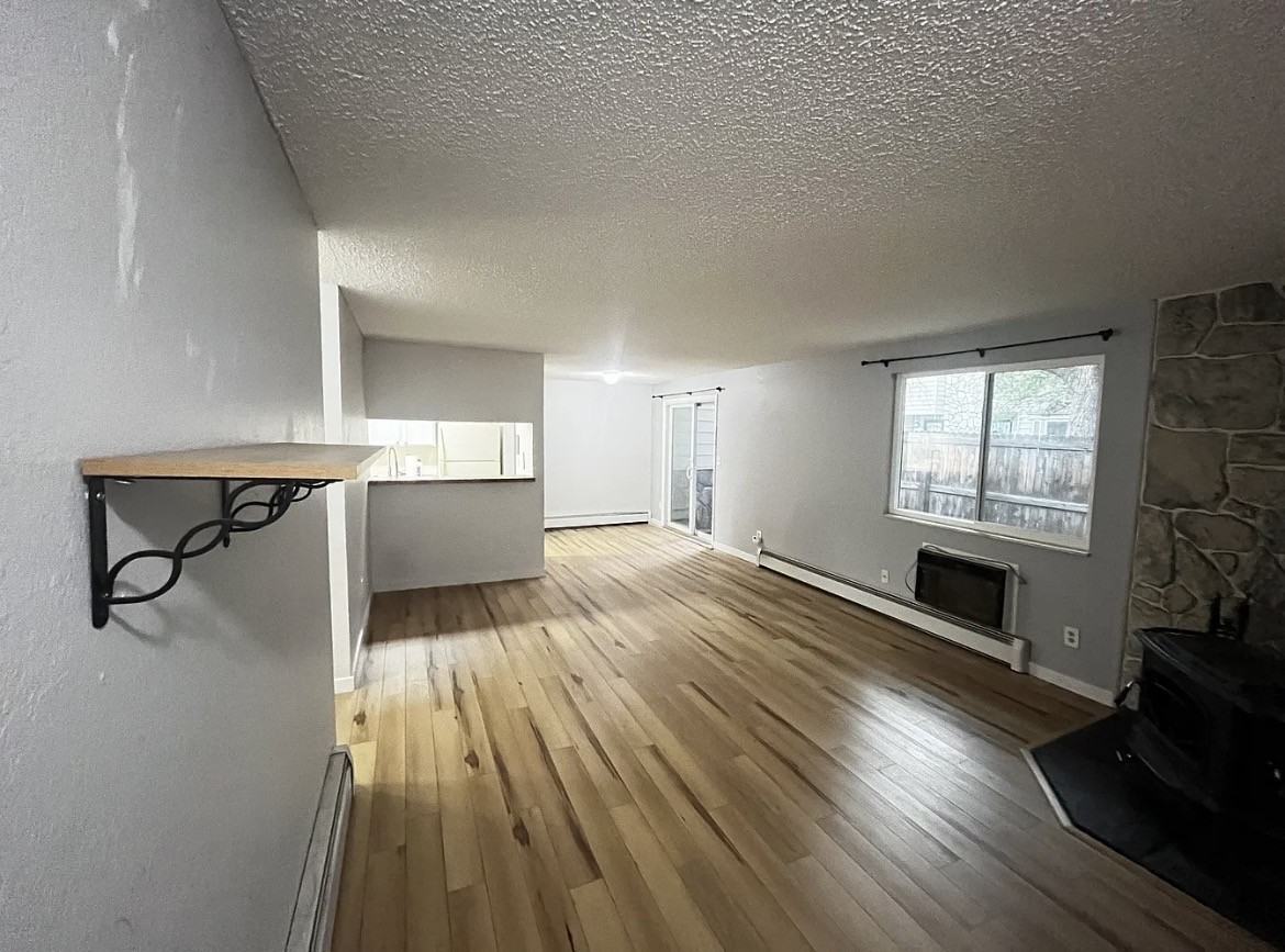 61 Newark St #A - Photo 4 of 15
