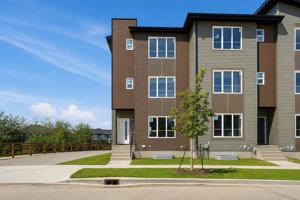 featured image of 200 - 200 Deer Valley Dr