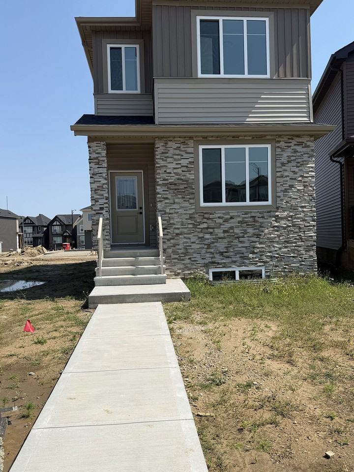 22632 80 Ave Nw - Photo 2 of 15
