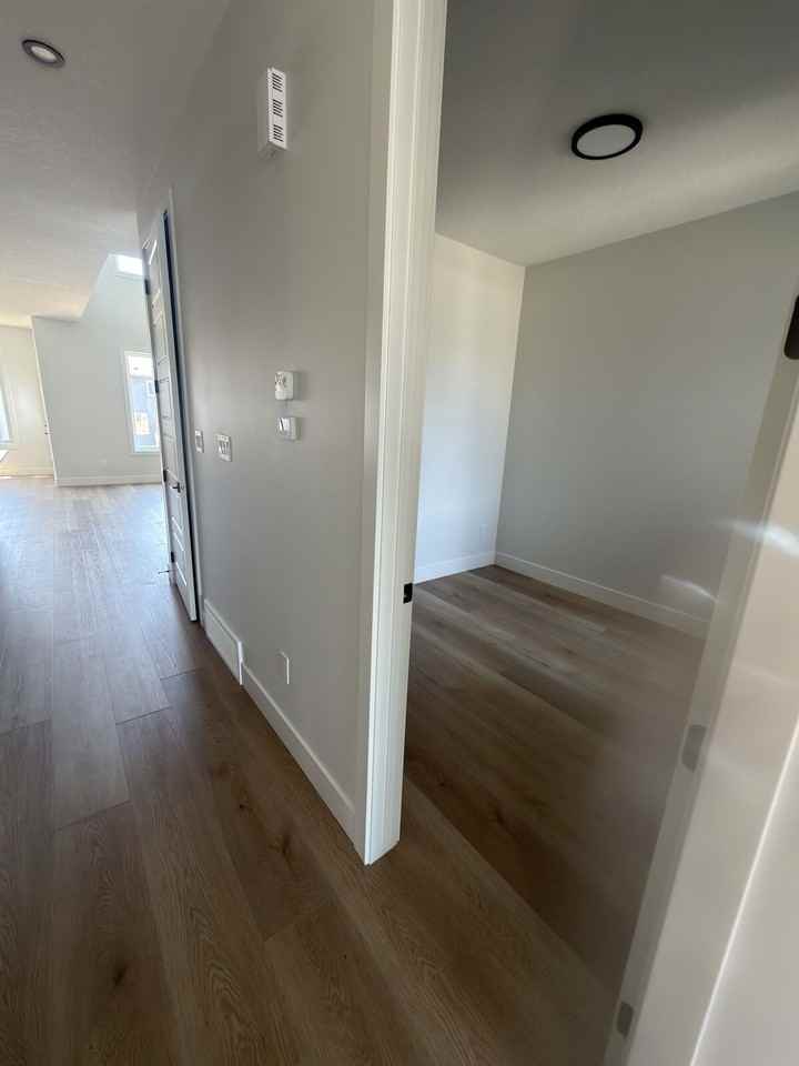 22632 80 Ave Nw - Photo 5 of 15