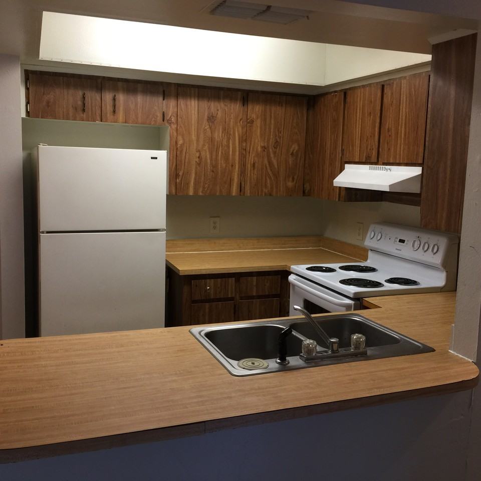3072 Saint Paul Dr - Photo 5 of 14