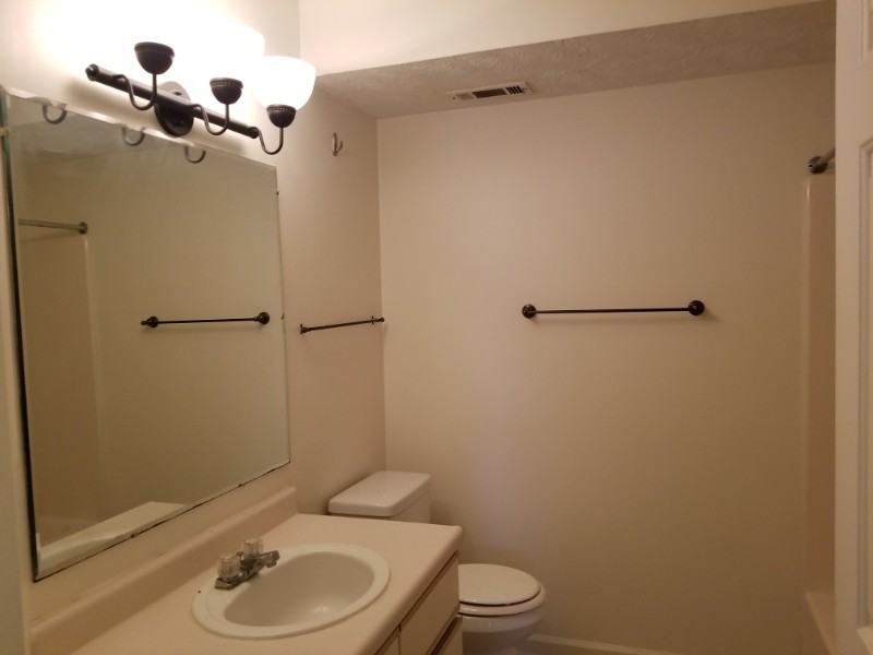 925 Clyde Ave #D - Photo 6 of 11