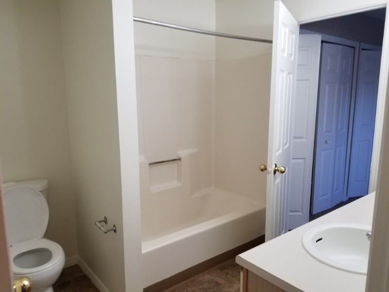 925 Clyde Ave #D - Photo 7 of 11