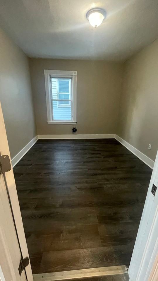 53 Upsala St #2 - Photo 6 of 7