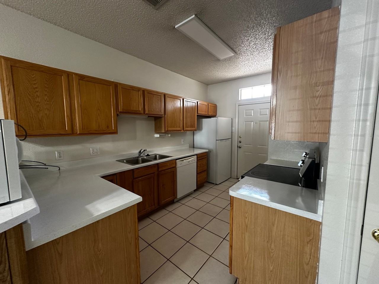 1909 S 14th St #A - Photo 4 of 12