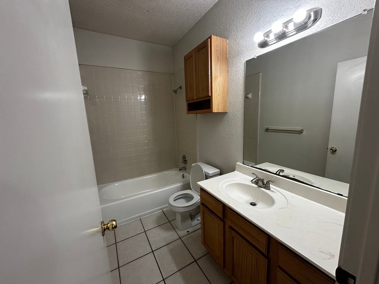 1909 S 14th St #A - Photo 6 of 12