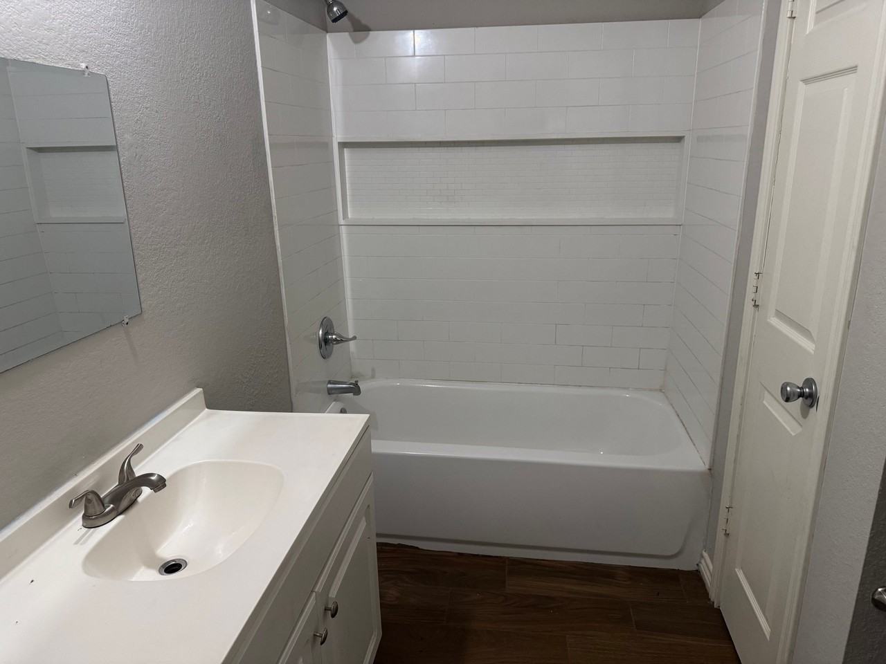 1609 Camille St - Photo 5 of 9