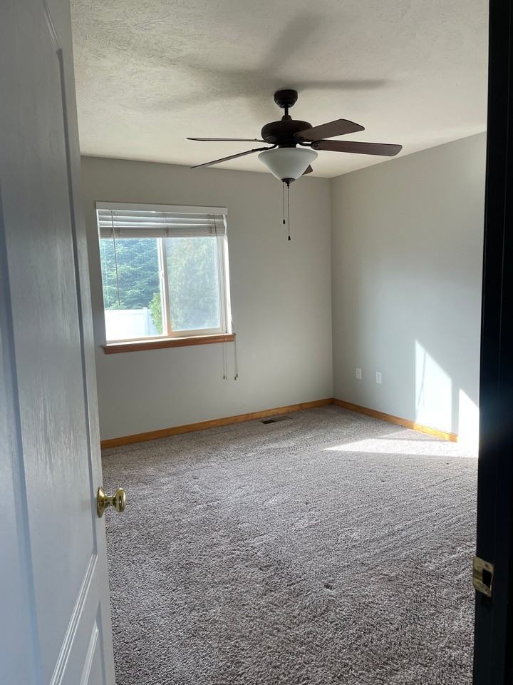 908 S Salish Ct - Photo 5 of 19