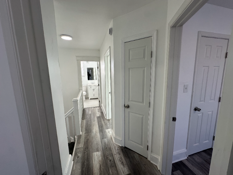 2434 W Franklin St - Photo 2 of 15